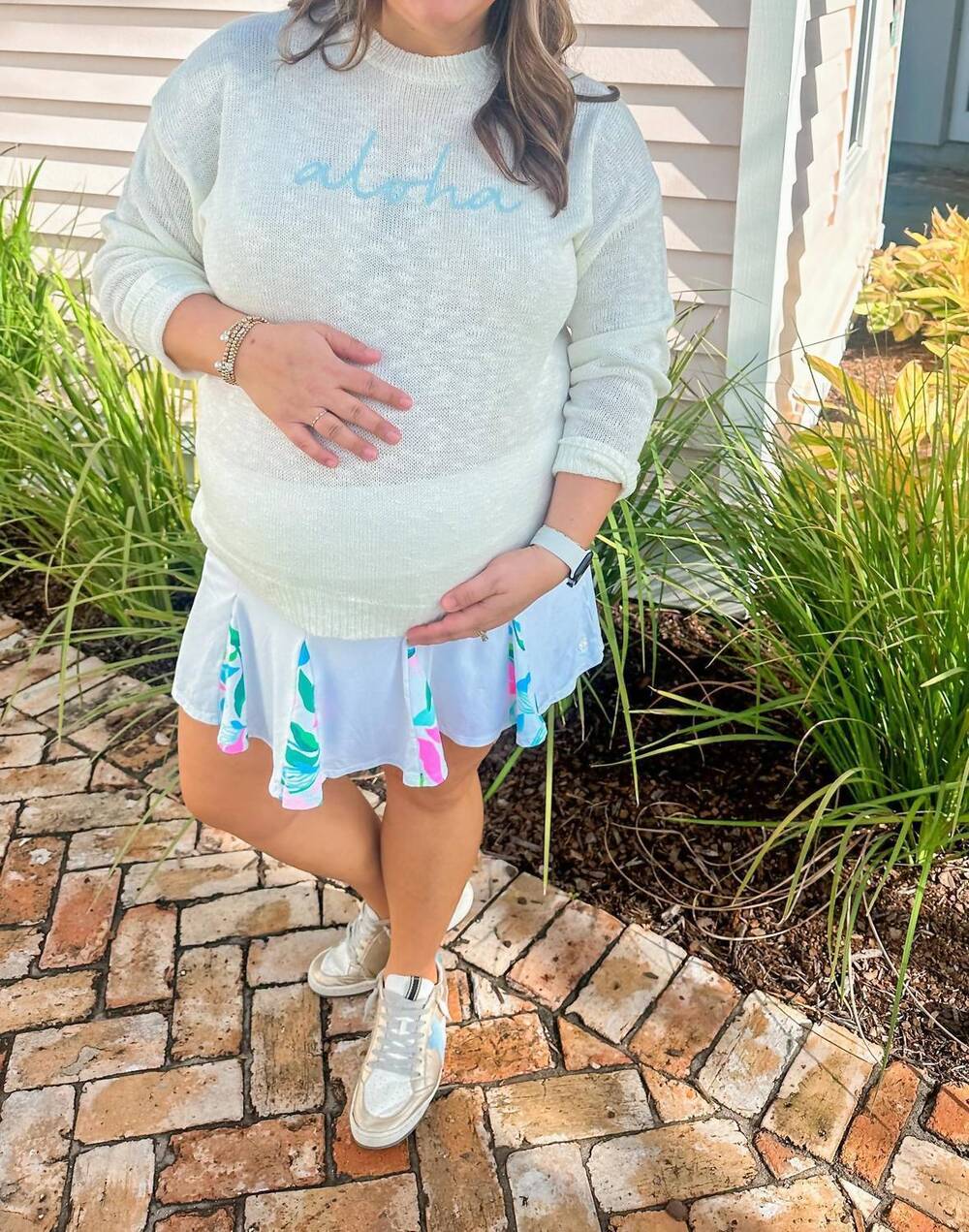 NEW WISHLIST aloha sweater in white